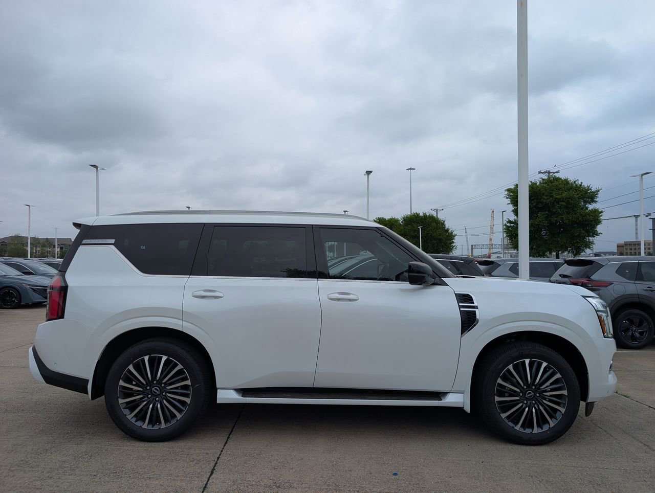 New 2026 Nissan Armada Platinum Reserve AWD/4WD image 3