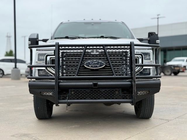 Used 2022 Ford F350 Lariat w/ Lariat Ultimate Package AWD/4WD image 3