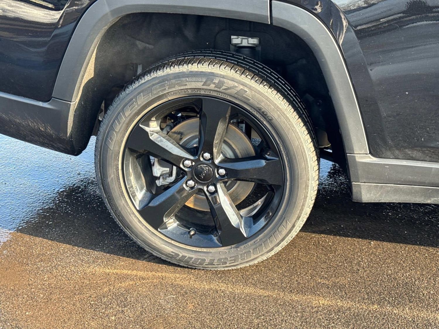 Used 2023 Jeep Grand Cherokee L Altitude image 11