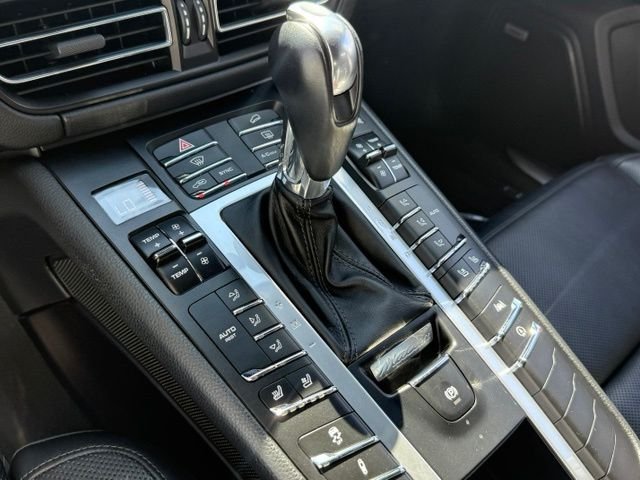Used 2020 Porsche Macan S AWD/4WD image 16