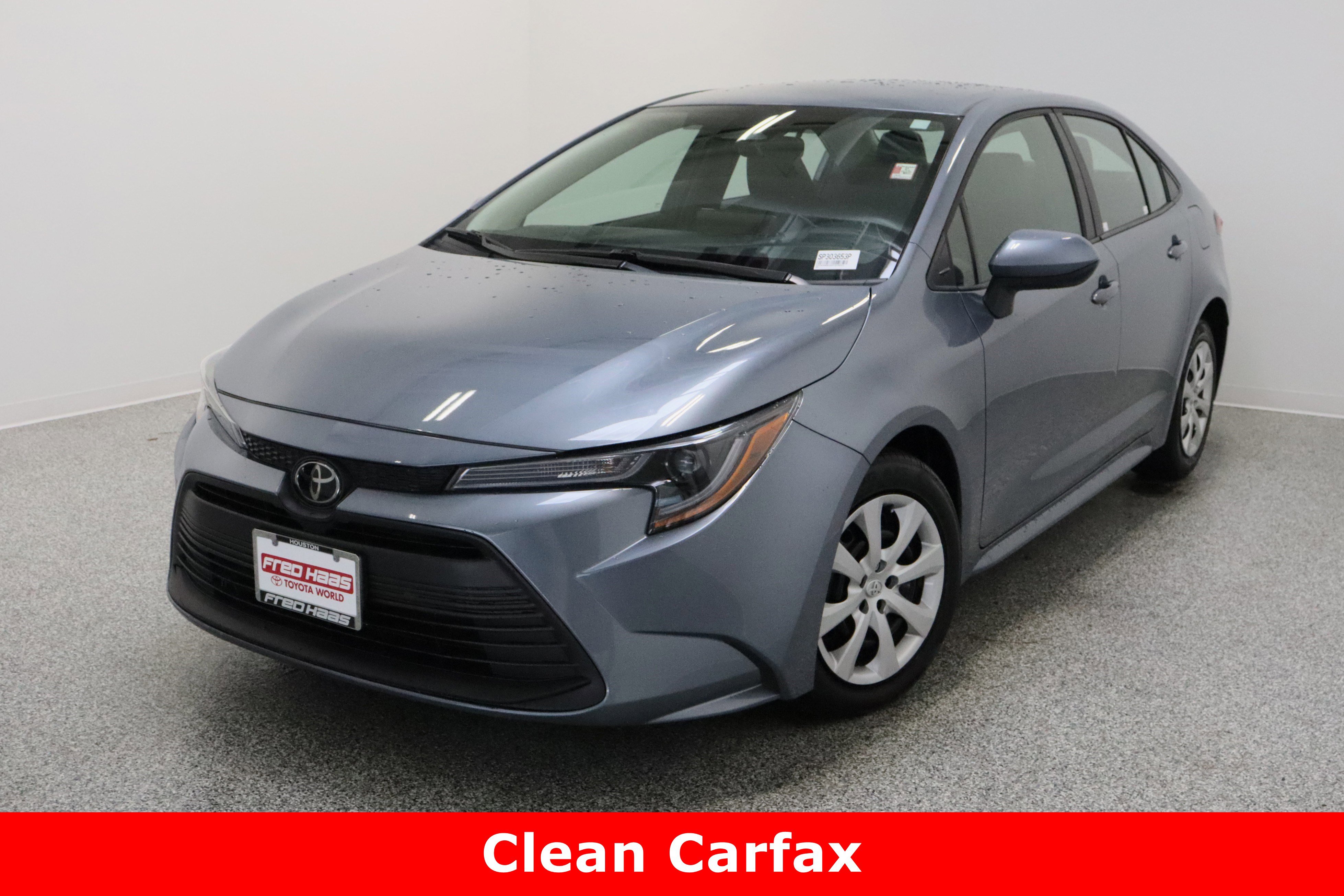Certified 2025 Toyota Corolla LE FWD image 2