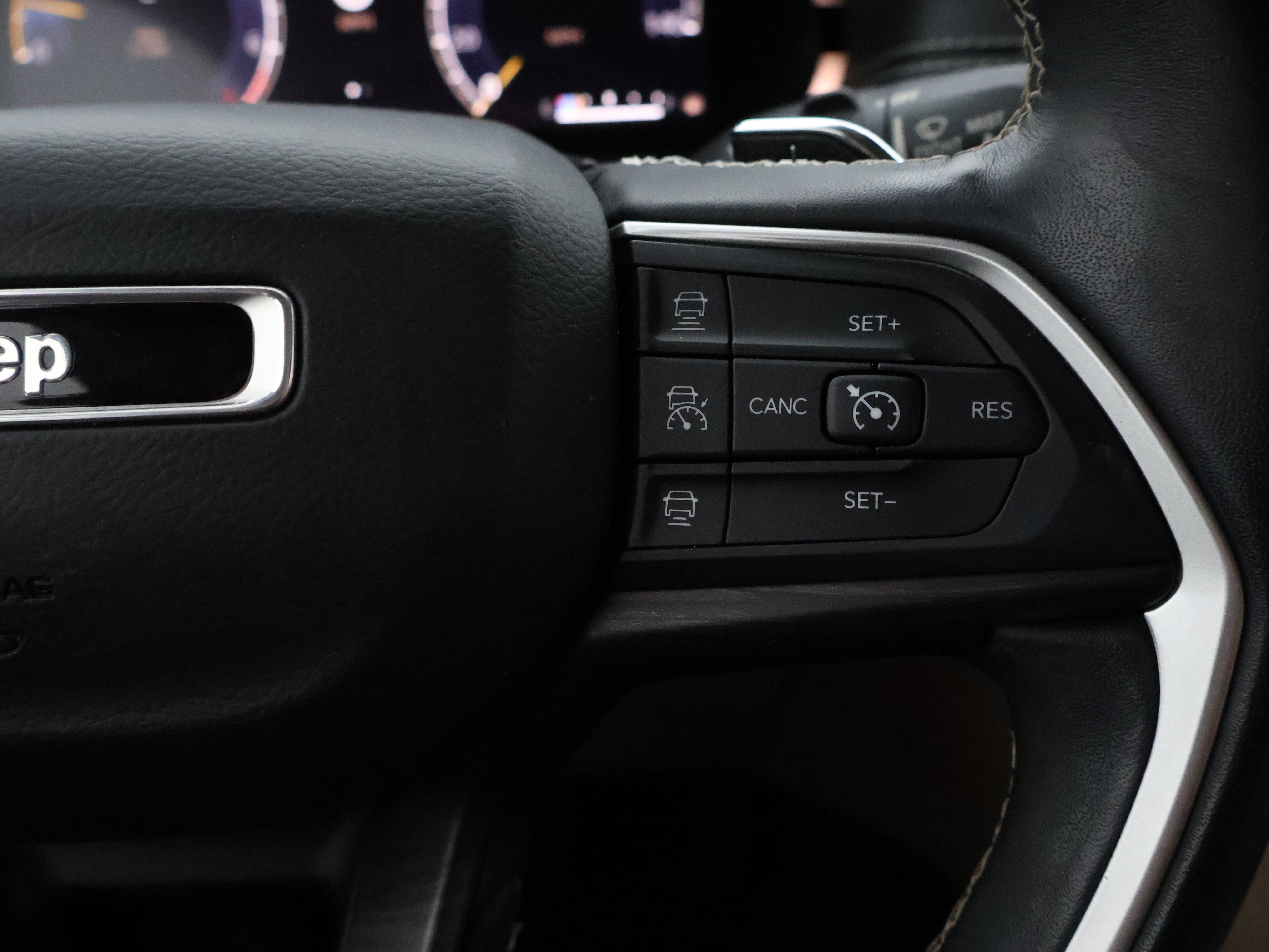 Used 2021 Jeep Grand Cherokee L Limited image 34