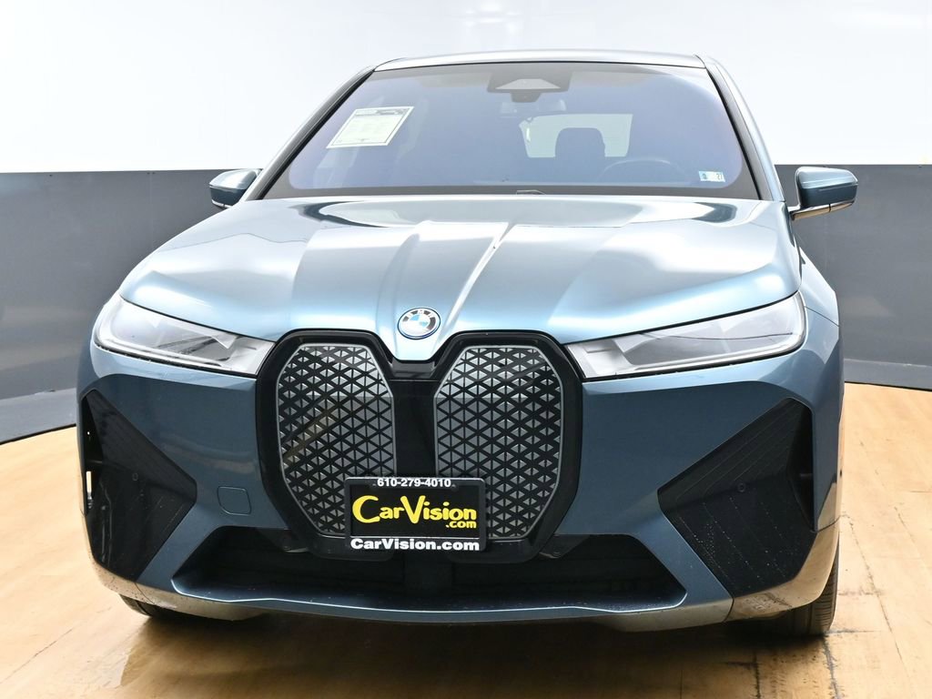 Used 2023 BMW iX xDrive50 w/ Sport Package AWD/4WD image 50
