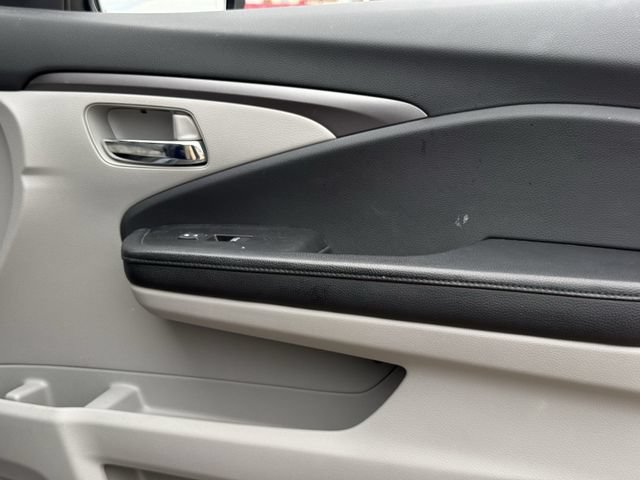 Used 2017 Honda Pilot EX image 26