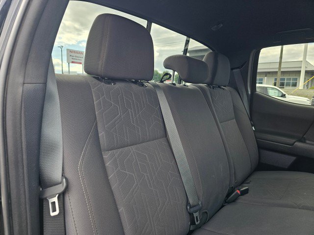 Used 2019 Toyota Tacoma TRD Off-Road AWD/4WD image 14