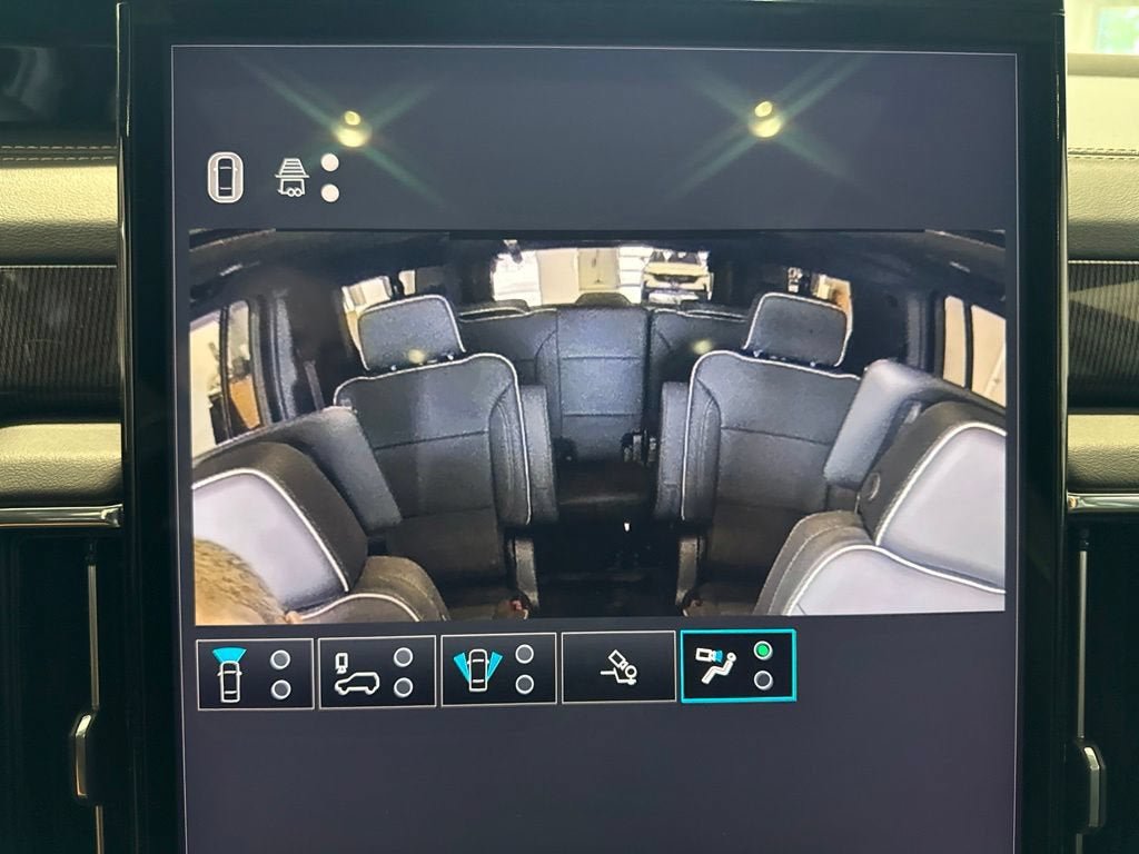 New 2026 GMC Yukon XL Elevation w/ Elevation Premium Package AWD/4WD image 46