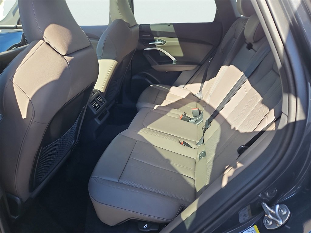 New 2025 Audi Q5 Premium Plus image 23