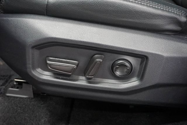 Used 2023 Toyota Tundra Limited AWD/4WD image 7