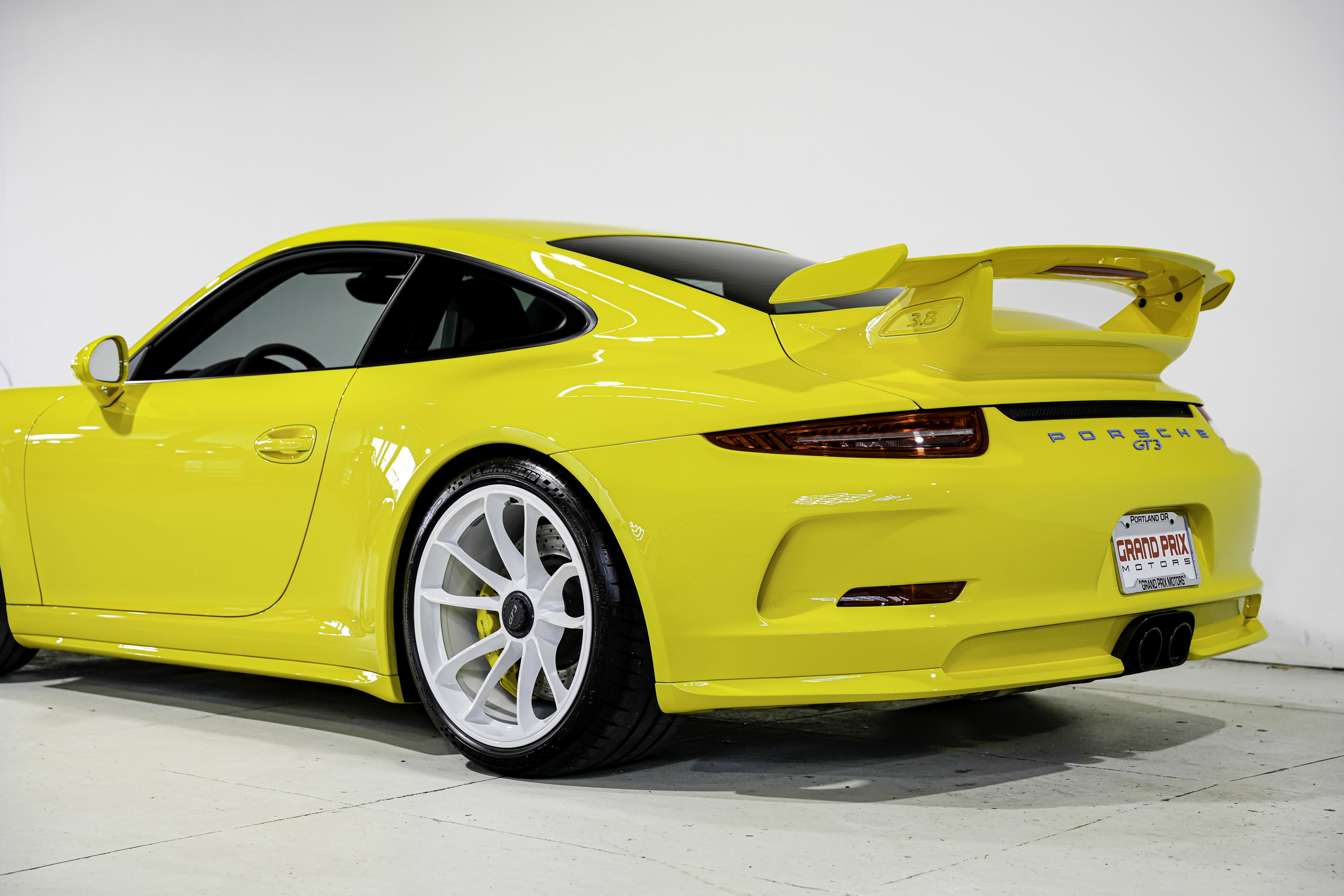 Used 2015 Porsche 911 GT3 image 34