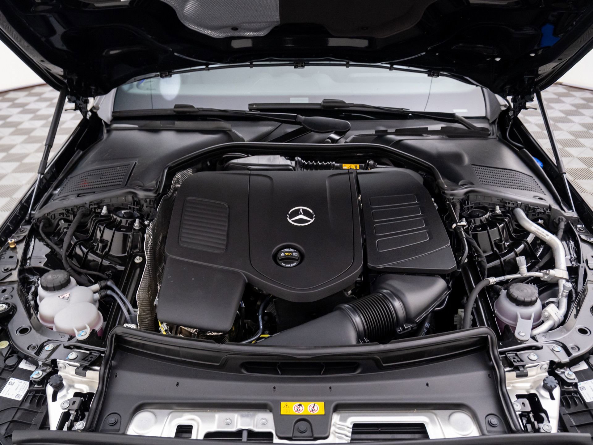 New 2026 Mercedes-Benz C 300 4MATIC Sedan image 34