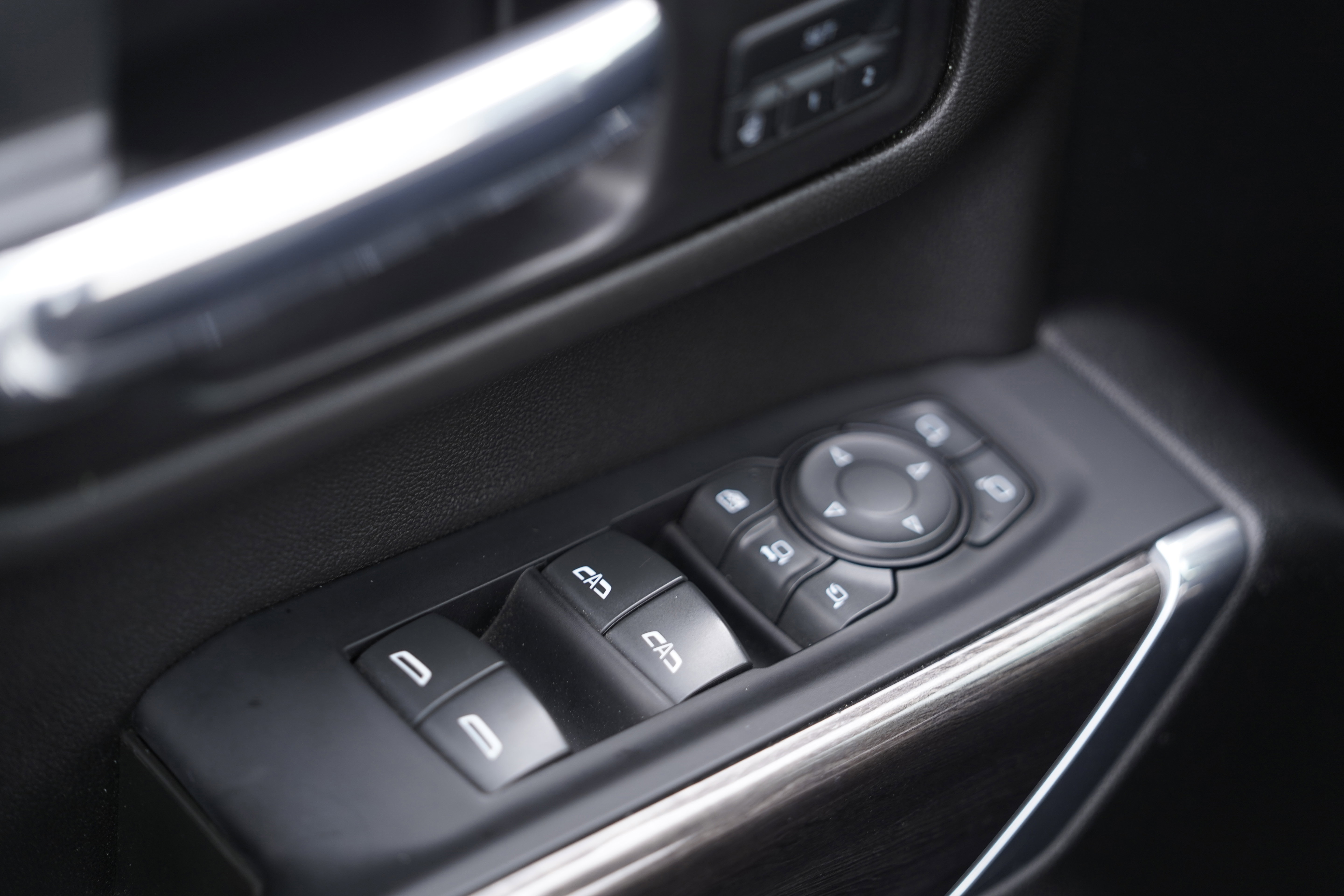 Used 2022 Chevrolet Silverado 2500 LTZ w/ LTZ Plus Package image 16