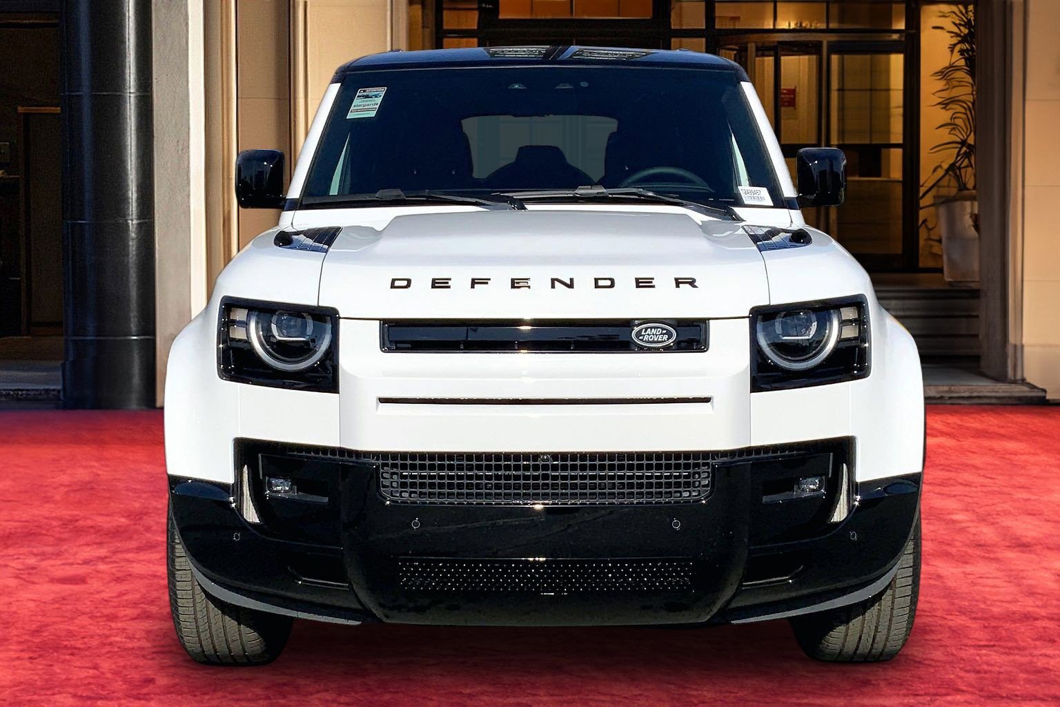 New 2026 Land Rover Defender 110 X-Dynamic SE image 2