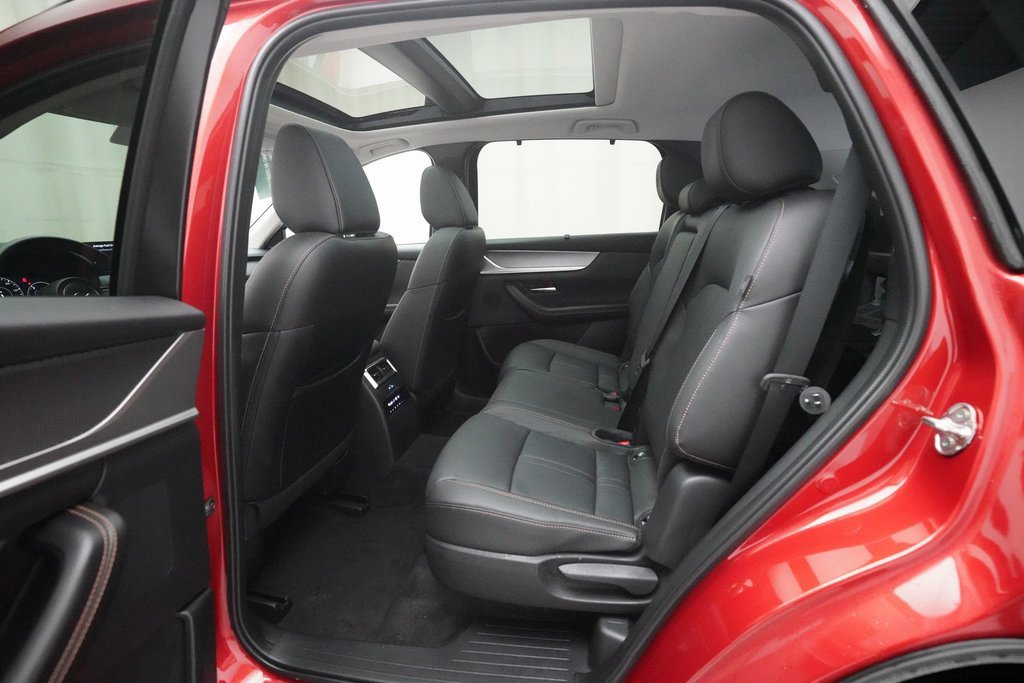 Certified 2025 MAZDA CX-70 Plug-In Hybrid w/ Premium Pkg image 16