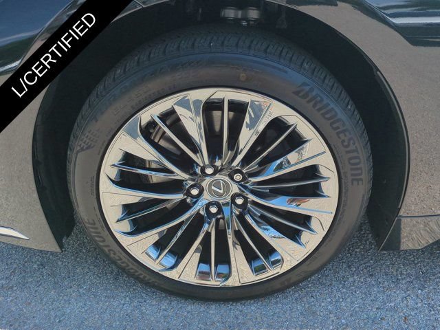 Certified 2023 Lexus LS 500 w/ Interior Upgrade Package RWD image 11