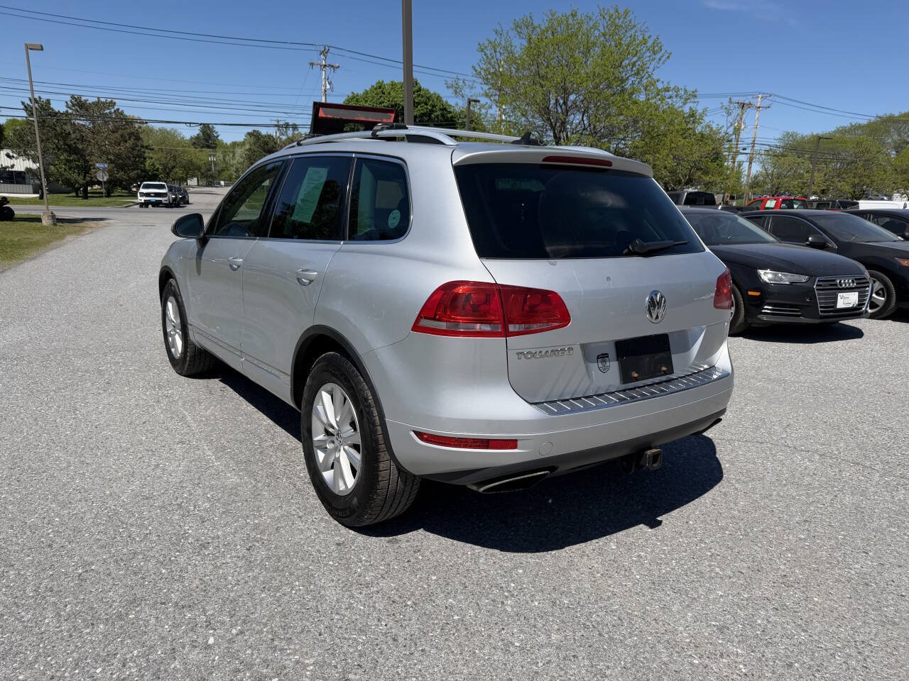 Used 2013 Volkswagen Touareg Sport AWD/4WD image 3