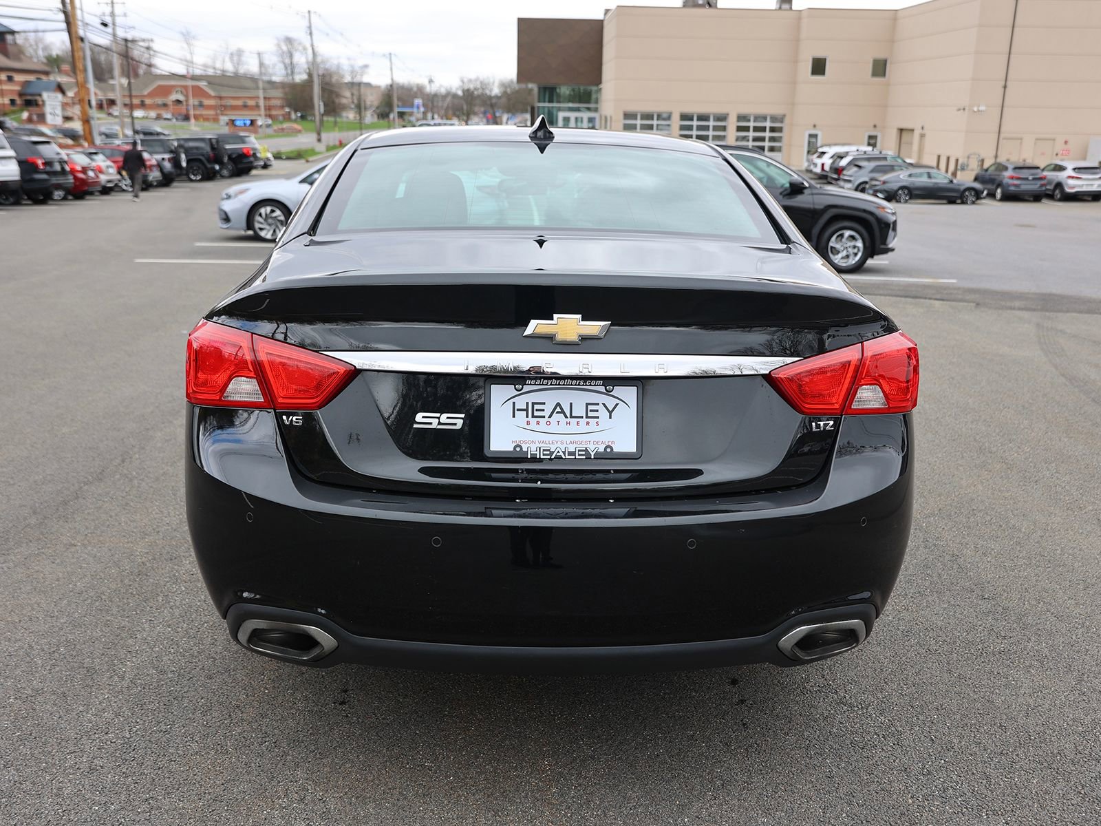 Used 2016 Chevrolet Impala LTZ w/ Enhanced Convenience Package image 6