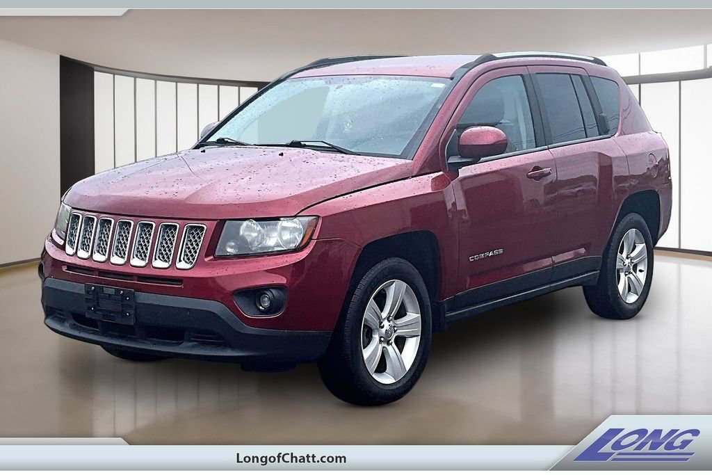 Used 2014 Jeep Compass Latitude FWD image 1