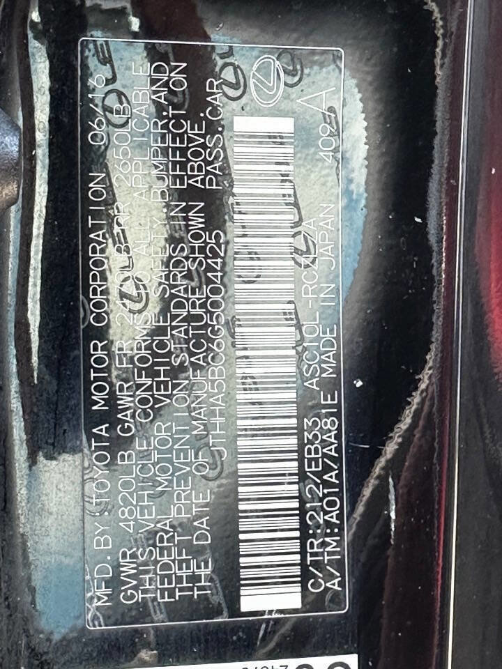 Used 2016 Lexus RC 200t image 21