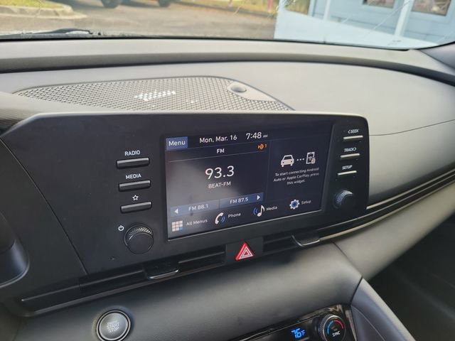 Used 2025 Hyundai Elantra Sport image 15