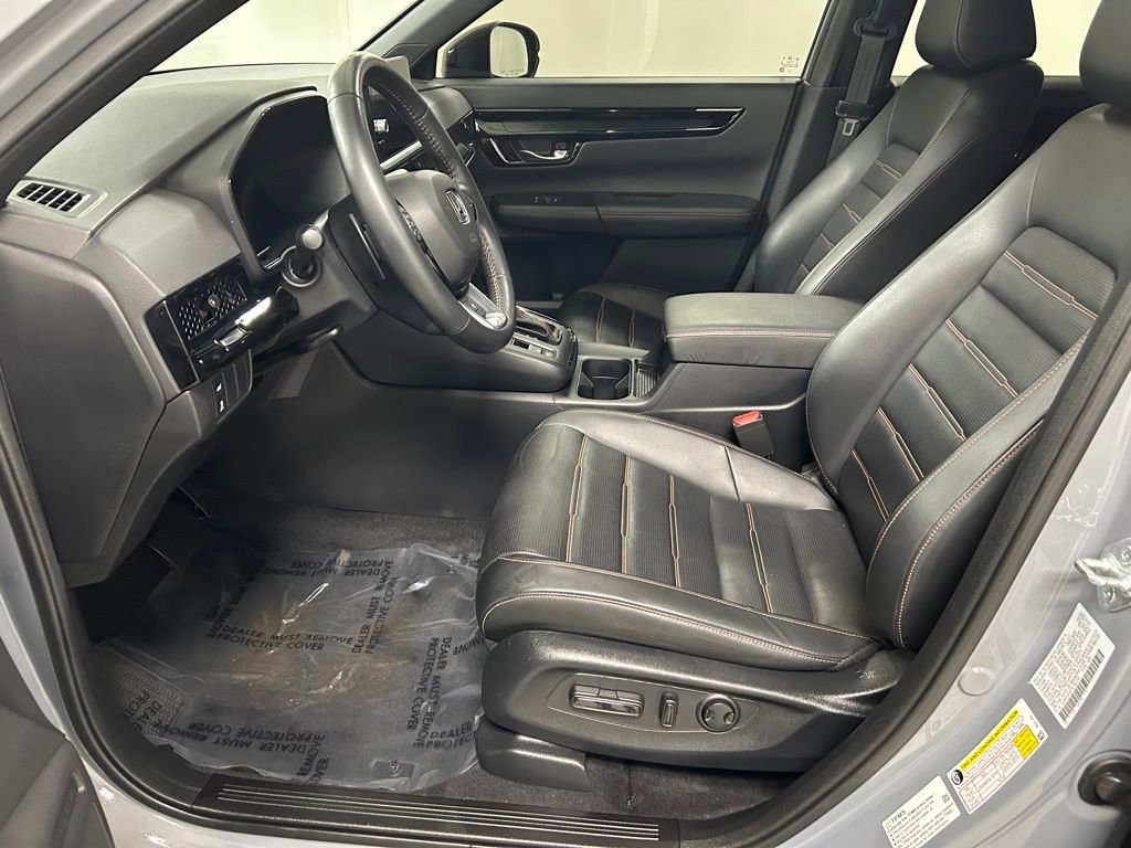 Used 2023 Honda CR-V Sport Touring image 12