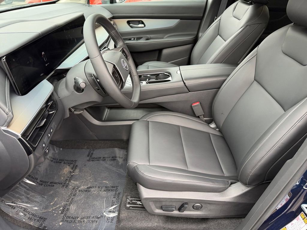 Used 2025 Nissan Murano SL w/ Cargo Package image 13