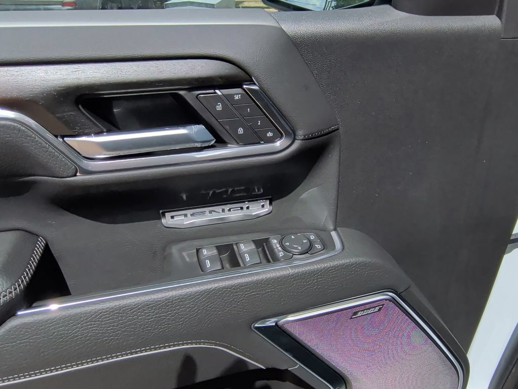 New 2026 GMC Sierra 1500 Denali w/ Denali Reserve Package AWD/4WD image 12