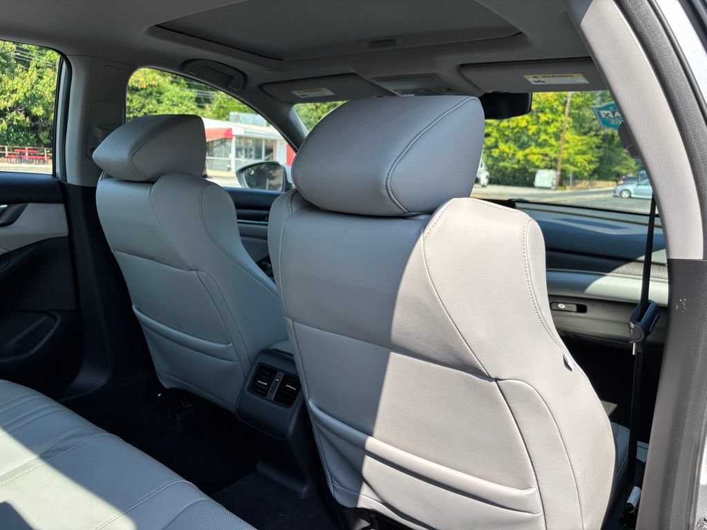 Used 2018 Honda Accord Touring image 25
