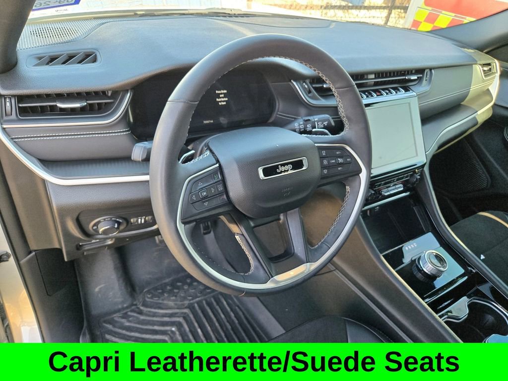 Used 2023 Jeep Grand Cherokee Altitude image 10