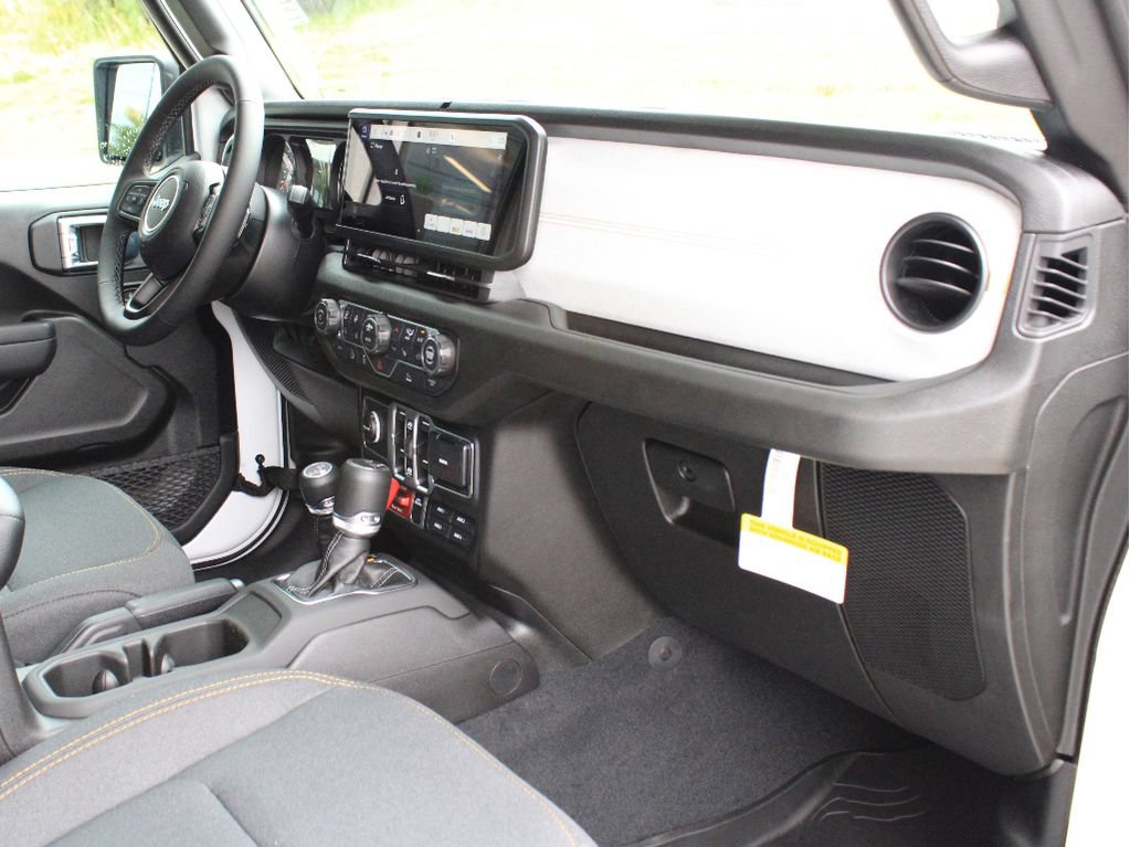 New 2026 Jeep Gladiator Sport AWD/4WD image 26