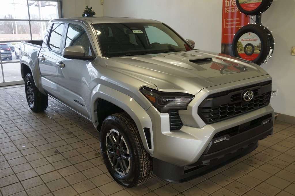 New 2026 Toyota Tacoma TRD Sport image 2