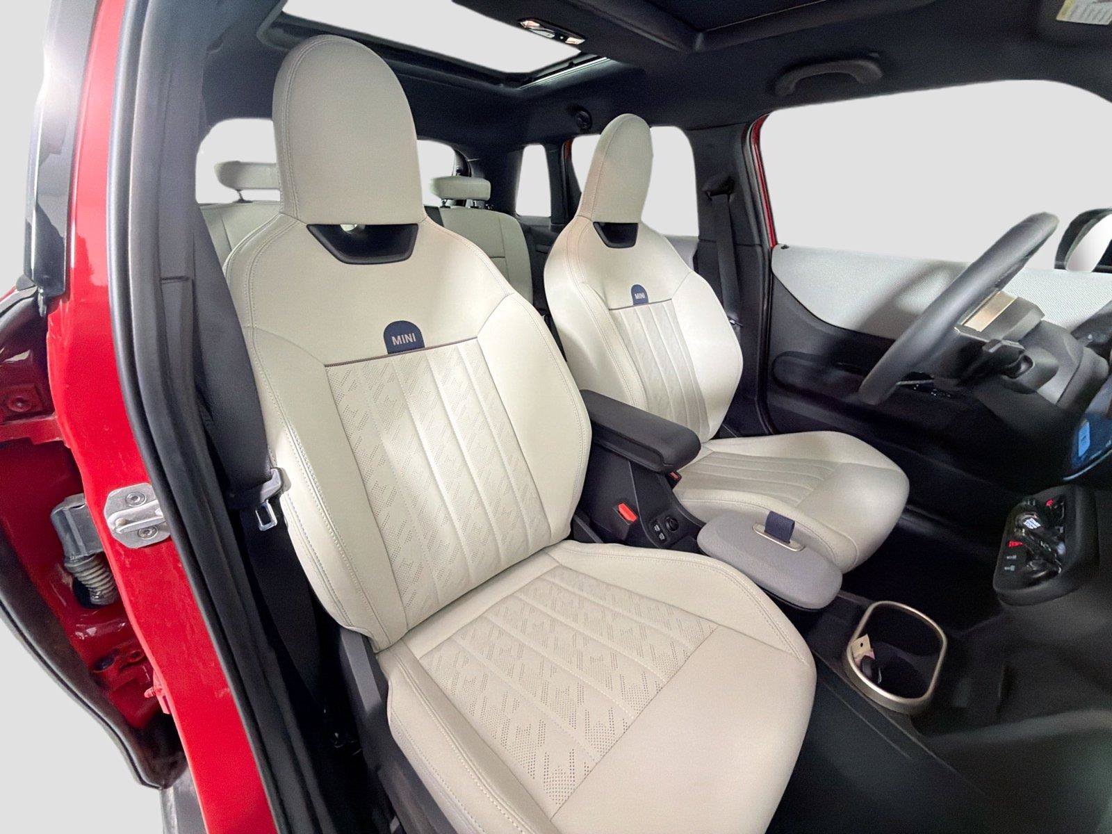 Used 2025 MINI Cooper S FWD image 27