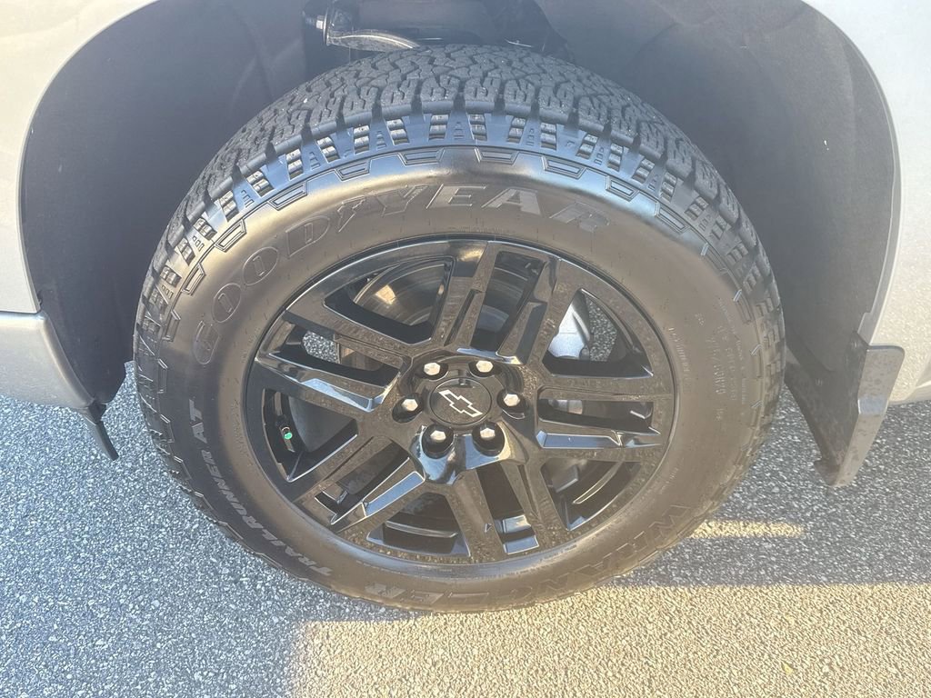 Certified 2024 Chevrolet Silverado 1500 Custom w/ Turbomax Blackout Package image 29