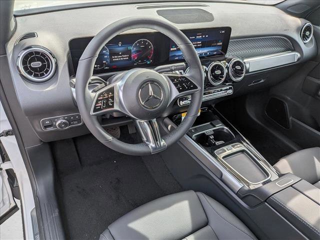 New 2026 Mercedes-Benz GLB 250 image 3