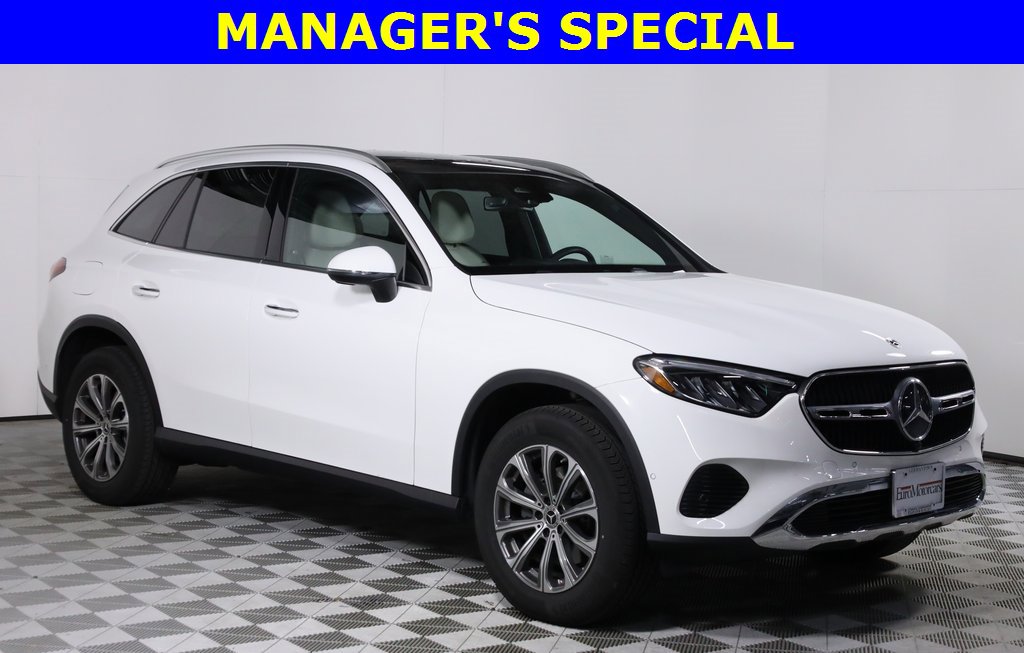 Certified 2025 Mercedes-Benz GLC 300 4MATIC image 1