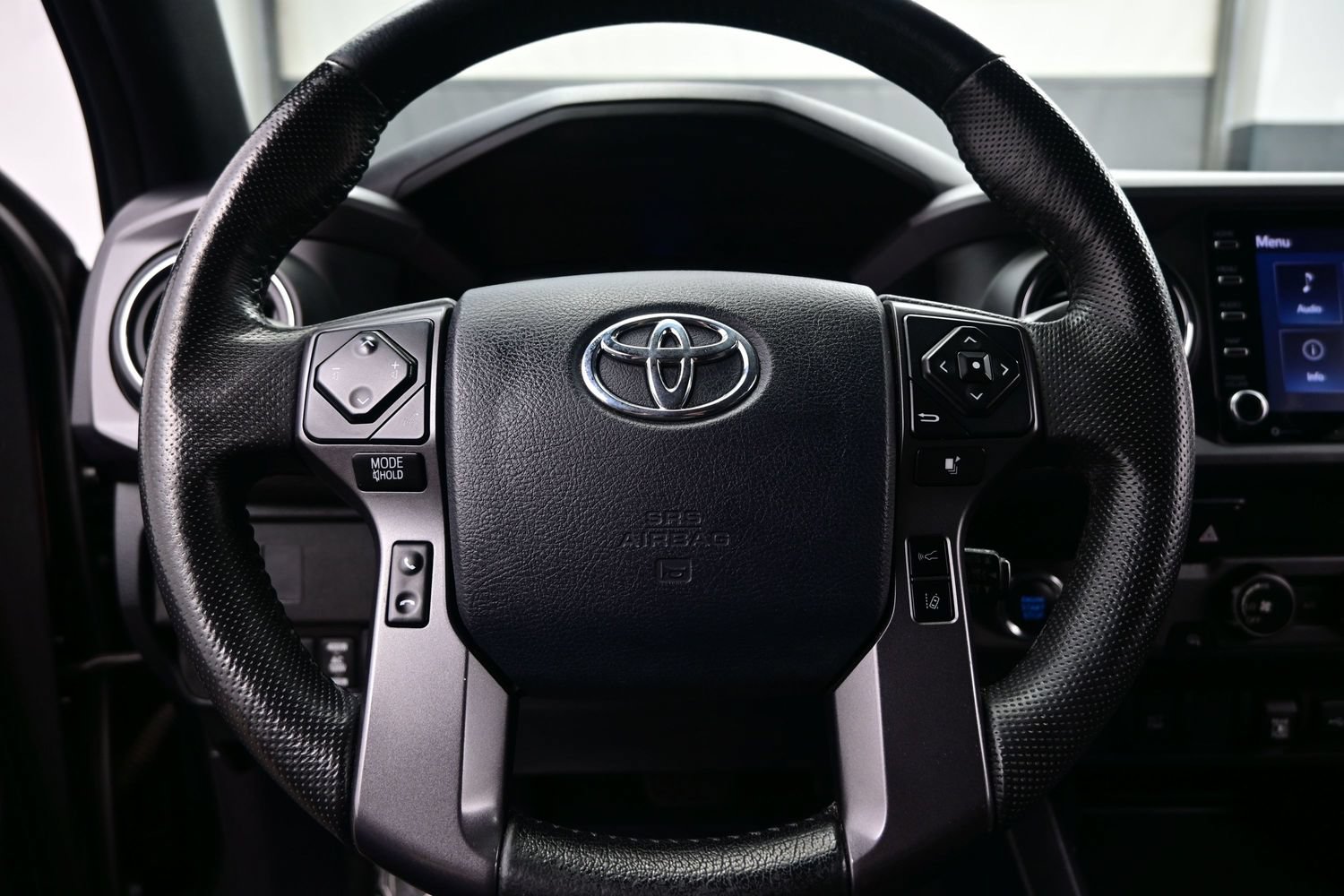Used 2020 Toyota Tacoma TRD Sport RWD image 23