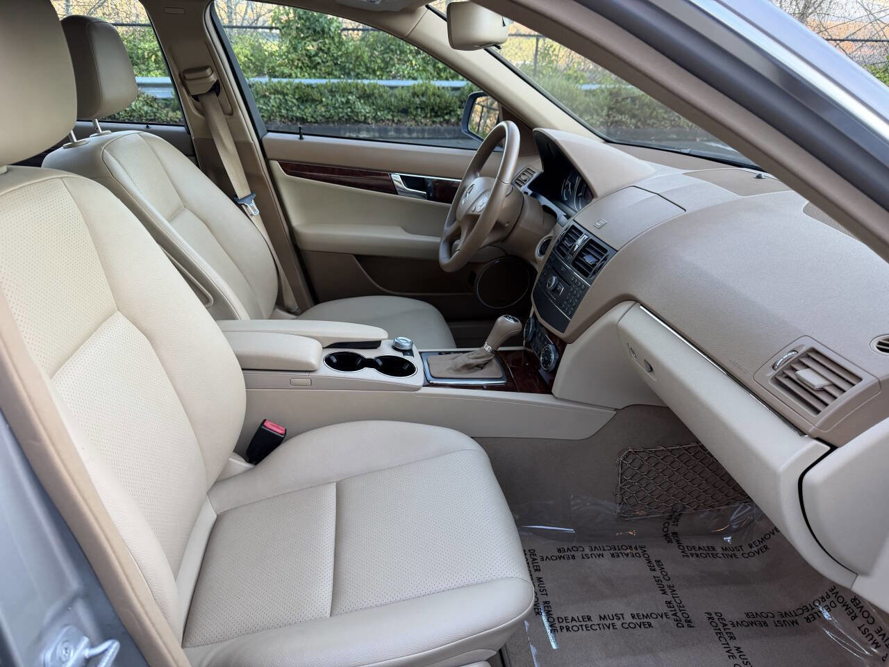 Used 2008 Mercedes-Benz C 300 Luxury image 15