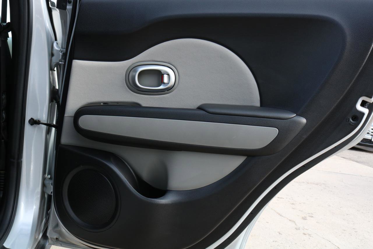 Used 2016 Kia Soul + FWD image 36