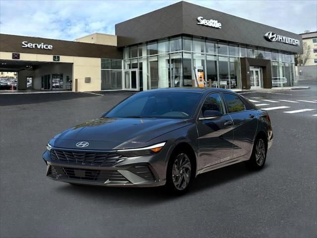 New 2026 Hyundai Elantra SEL Sport Premium FWD 360° Tour