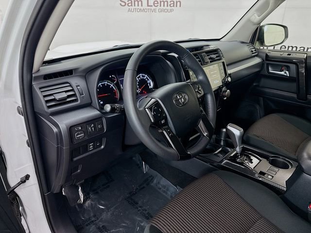 Used 2024 Toyota 4Runner TRD Off-Road image 9