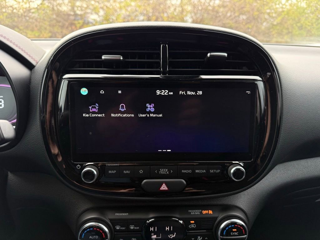 Certified 2024 Kia Soul GT-Line image 35