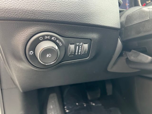Used 2019 Jeep Compass Limited w/ Safety & Security Group FWD image 8