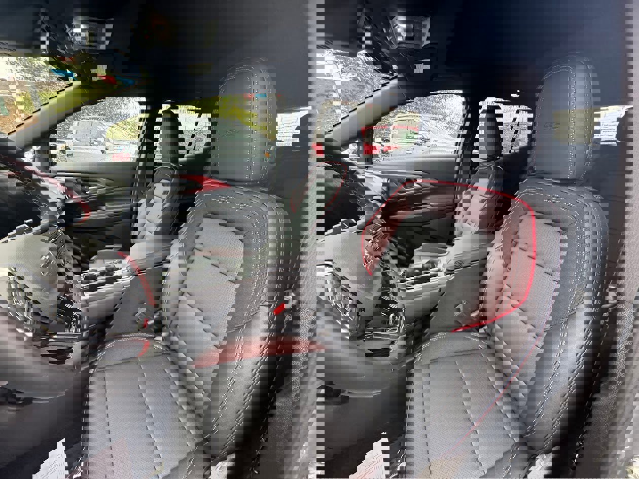 New 2026 Chevrolet Equinox EV RS image 10