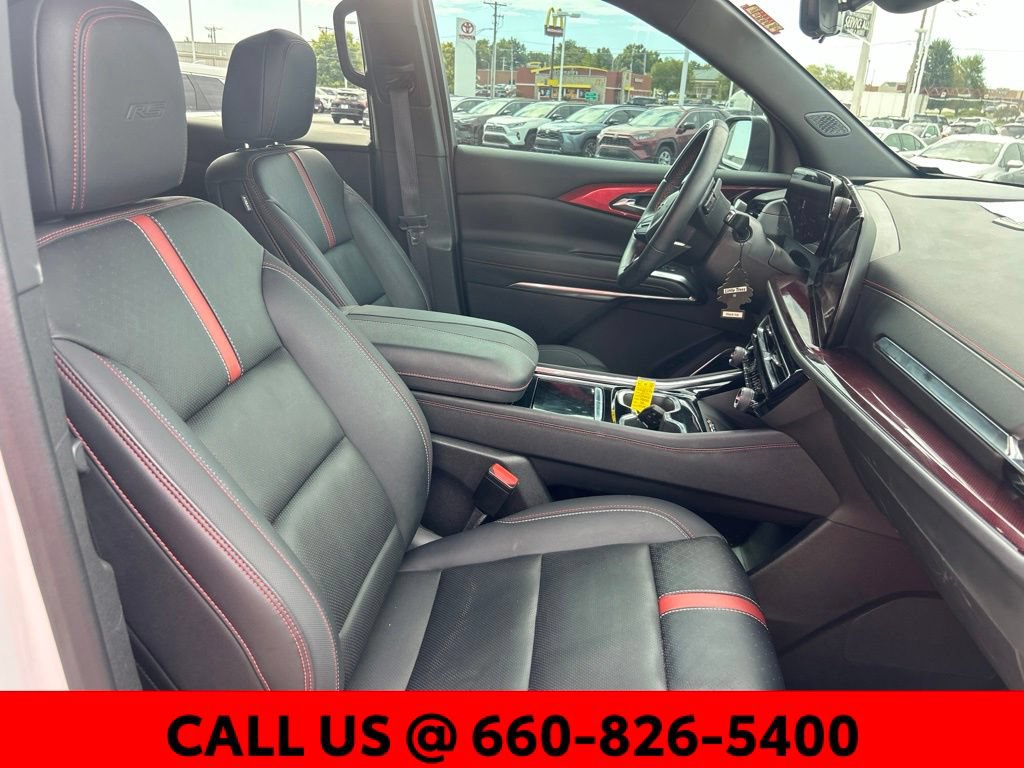 Used 2024 Chevrolet Traverse RS AWD/4WD image 6