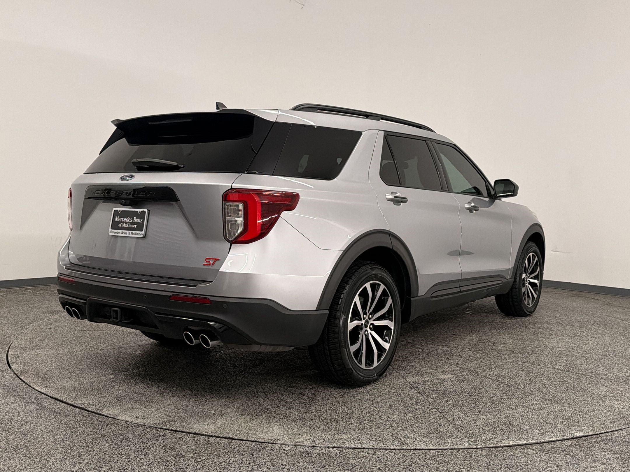 Used 2022 Ford Explorer ST AWD/4WD image 8