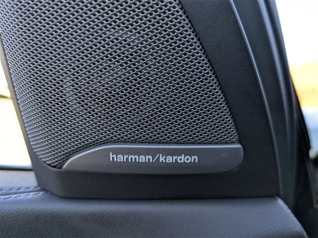 Used 2023 BMW X7 xDrive40i image 13