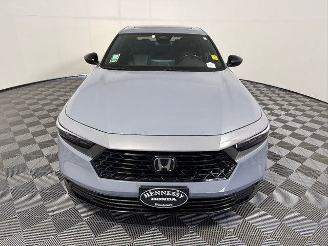 Used 2025 Honda Accord Sport image 9