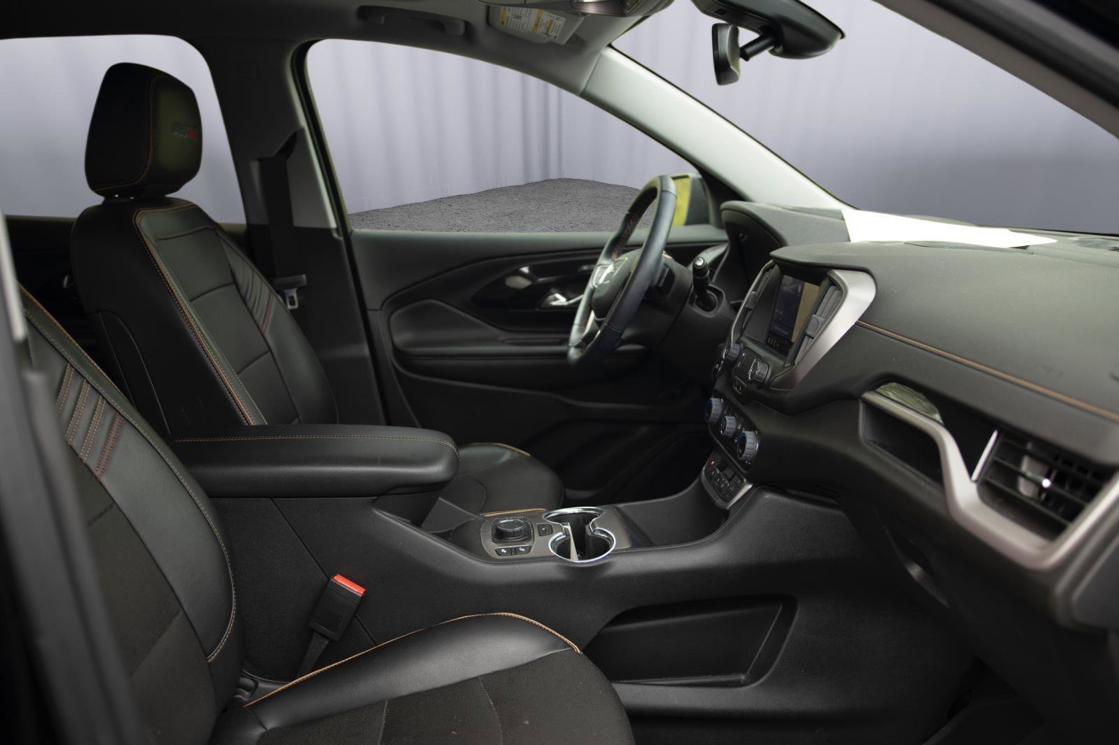 Used 2023 GMC Terrain AT4 w/ Infotainment Package II AWD/4WD image 18
