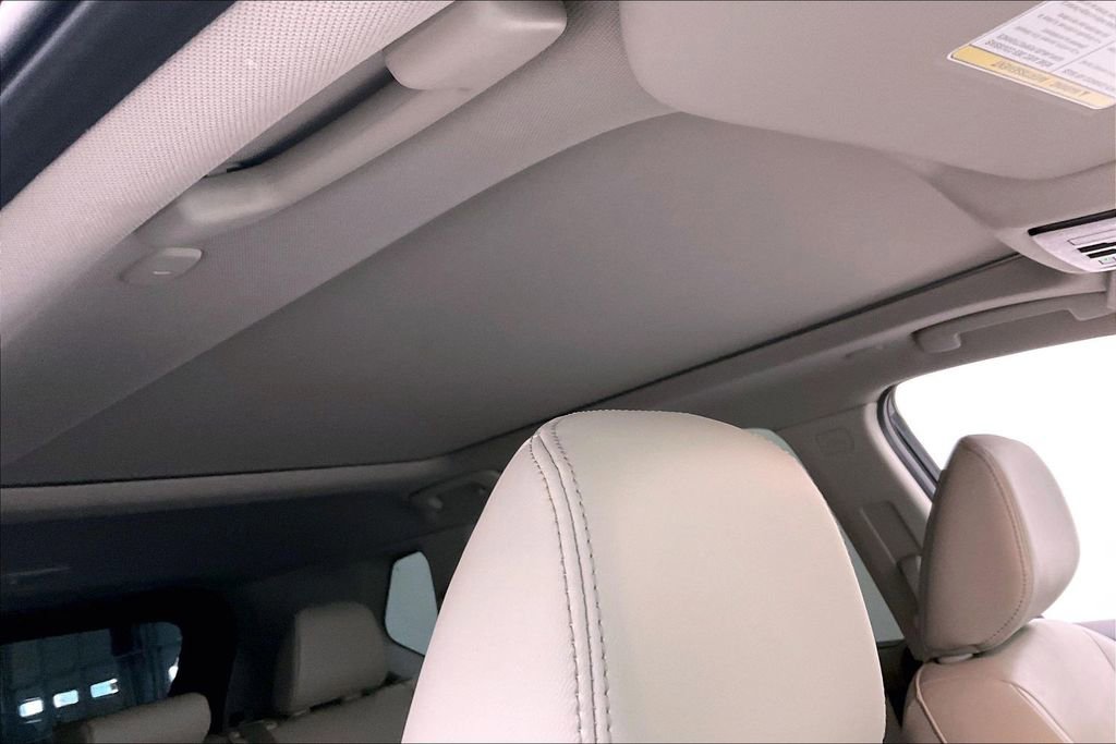 Certified 2023 Nissan Rogue SL w/ SL Premium Package image 21