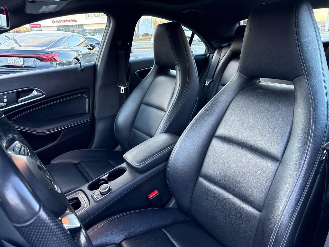 Used 2019 Mercedes-Benz CLA 250 4MATIC image 19