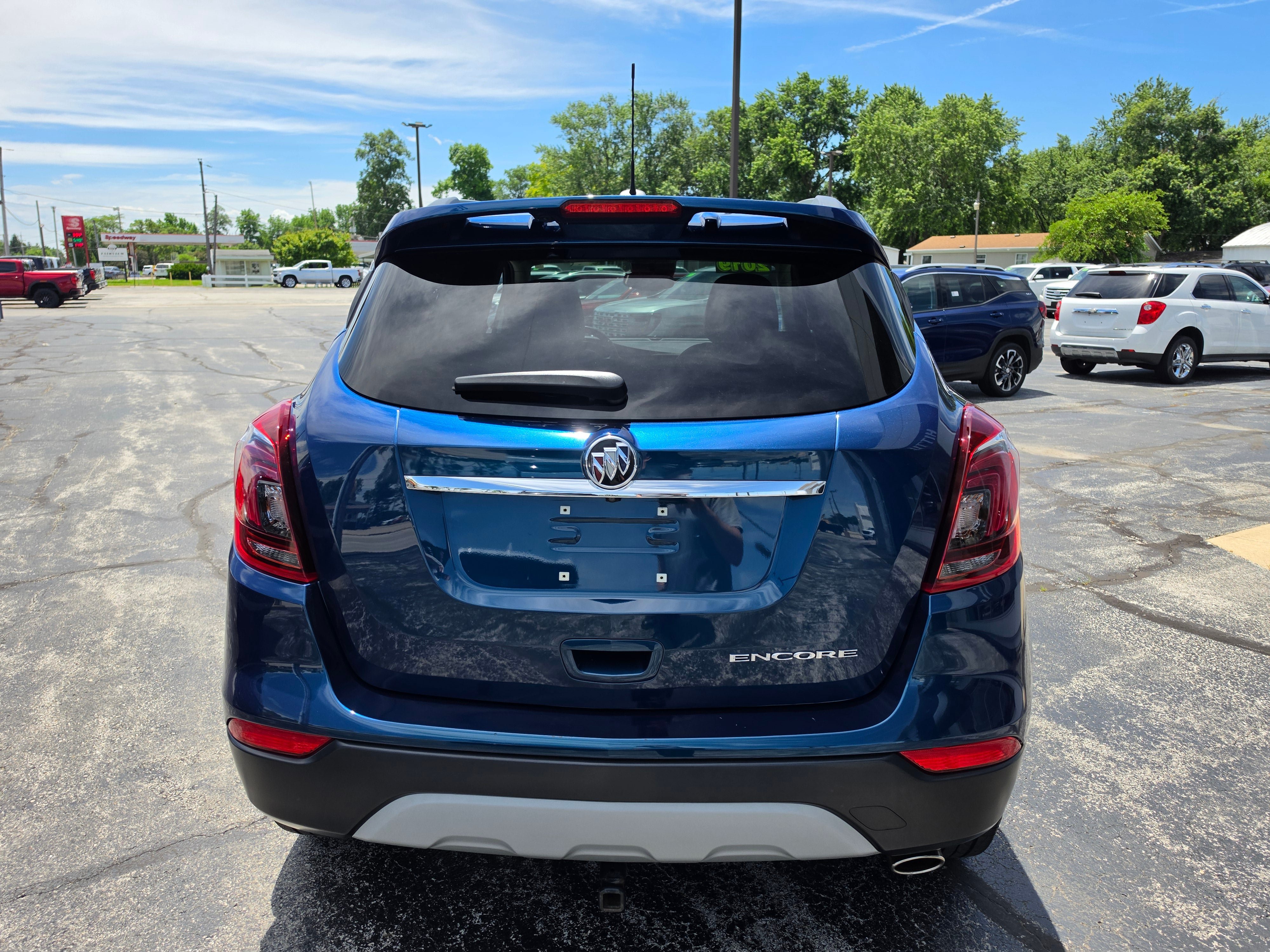 Used 2019 Buick Encore Sport Touring w/ Safety Package FWD image 5